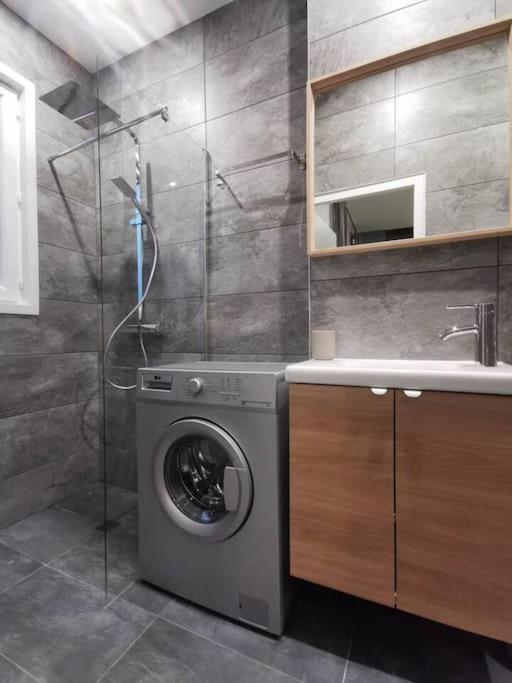 Le Pressense Apartamento Vénissieux Exterior foto